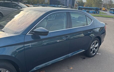 Skoda Superb III рестайлинг, 2018 год, 1 790 000 рублей, 2 фотография