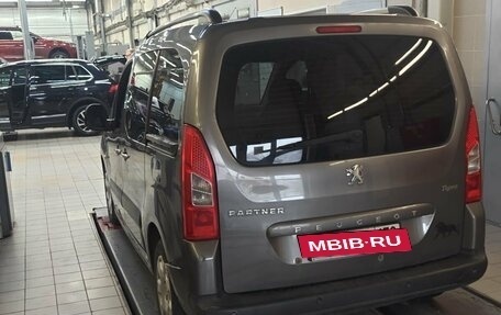Peugeot Partner II рестайлинг 2, 2011 год, 790 000 рублей, 4 фотография
