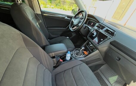 Volkswagen Tiguan II, 2021 год, 3 200 000 рублей, 9 фотография