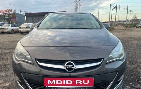 Opel Astra J, 2013 год, 710 000 рублей, 2 фотография