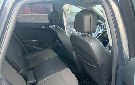 Opel Astra J, 2013 год, 710 000 рублей, 12 фотография