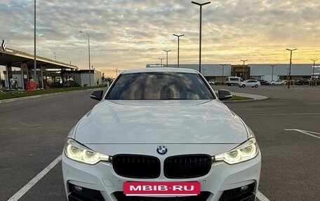 BMW 3 серия, 2018 год, 2 450 000 рублей, 2 фотография