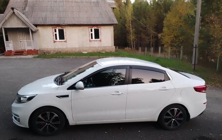 KIA Rio III рестайлинг, 2016 год, 1 000 000 рублей, 4 фотография
