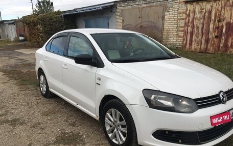 Volkswagen Polo VI (EU Market), 2013 год, 685 000 рублей, 2 фотография