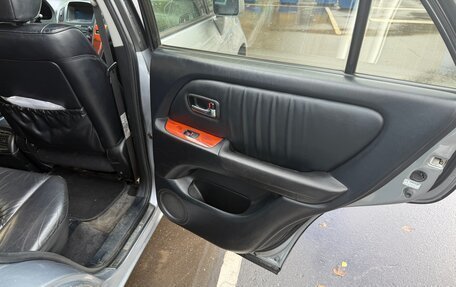 Lexus RX IV рестайлинг, 2002 год, 790 000 рублей, 14 фотография