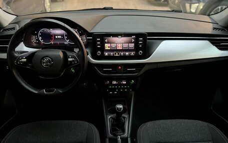 Skoda Rapid II, 2021 год, 1 499 000 рублей, 22 фотография