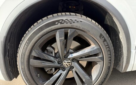 Volkswagen Tiguan II, 2021 год, 3 760 000 рублей, 7 фотография