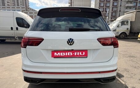 Volkswagen Tiguan II, 2021 год, 3 760 000 рублей, 6 фотография
