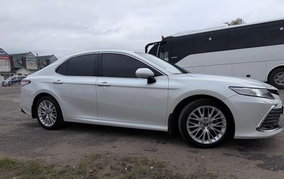 Toyota Camry, 2021 год, 3 175 000 рублей, 1 фотография