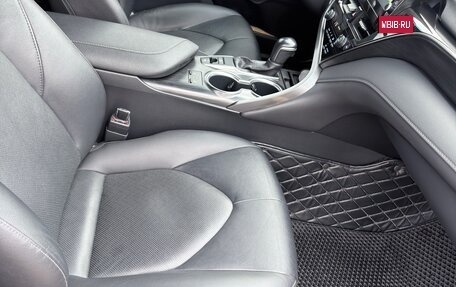 Toyota Camry, 2021 год, 3 175 000 рублей, 8 фотография