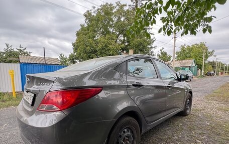 Hyundai Solaris II рестайлинг, 2014 год, 1 100 000 рублей, 9 фотография