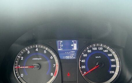 Hyundai Solaris II рестайлинг, 2014 год, 1 100 000 рублей, 17 фотография