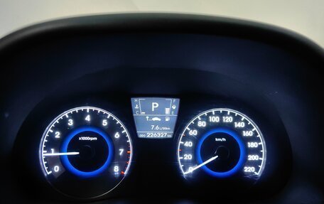 Hyundai Solaris II рестайлинг, 2012 год, 569 000 рублей, 10 фотография