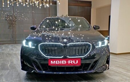 BMW 5 серия, 2025 год, 14 300 000 рублей, 3 фотография