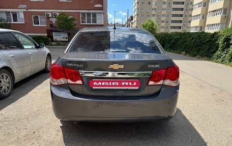 Chevrolet Cruze II, 2010 год, 550 000 рублей, 5 фотография