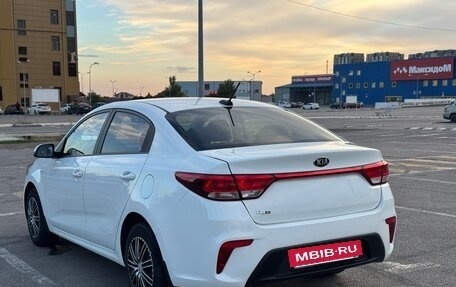KIA Rio IV, 2017 год, 1 097 000 рублей, 8 фотография