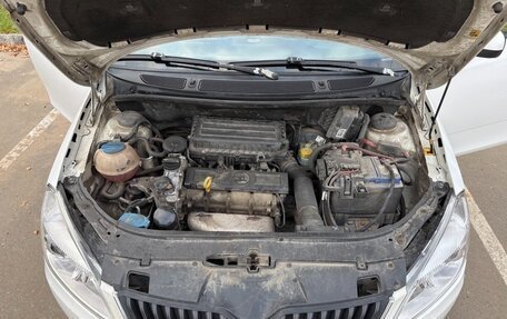 Skoda Fabia II, 2014 год, 750 000 рублей, 7 фотография