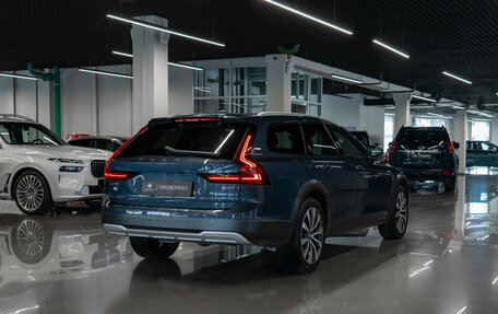 Volvo V90 Cross Country I рестайлинг, 2020 год, 4 700 000 рублей, 5 фотография