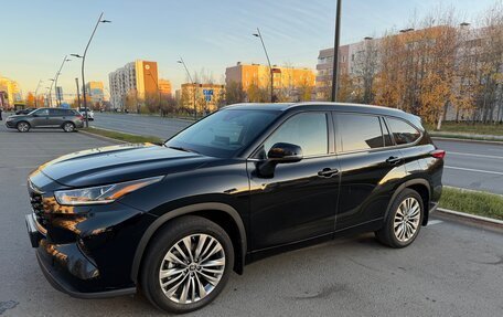 Toyota Highlander, 2020 год, 6 850 000 рублей, 9 фотография
