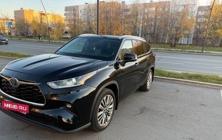 Toyota Highlander, 2020 год, 6 850 000 рублей, 7 фотография