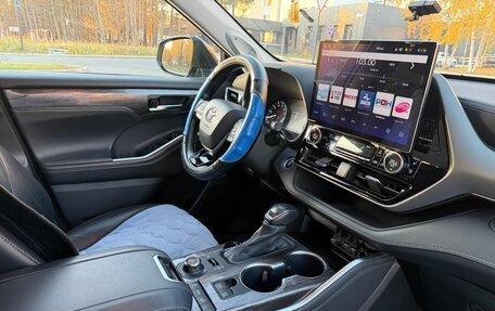 Toyota Highlander, 2020 год, 6 850 000 рублей, 17 фотография