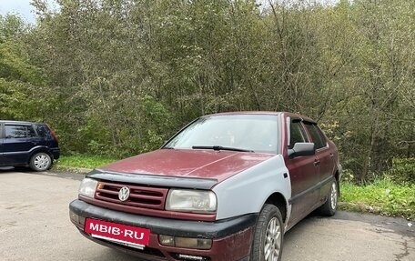 Volkswagen Vento, 1993 год, 110 000 рублей, 3 фотография
