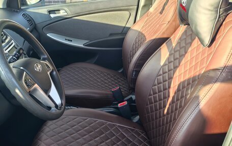 Hyundai Solaris II рестайлинг, 2013 год, 820 000 рублей, 7 фотография
