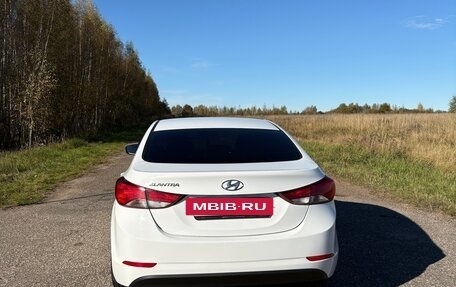 Hyundai Elantra V, 2015 год, 1 200 000 рублей, 2 фотография