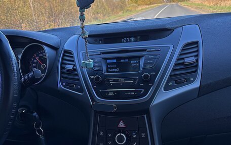 Hyundai Elantra V, 2015 год, 1 200 000 рублей, 14 фотография
