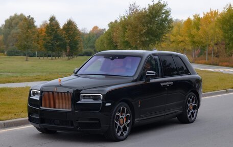 Rolls-Royce Cullinan, 2021 год, 37 000 000 рублей, 2 фотография