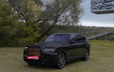 Rolls-Royce Cullinan, 2021 год, 37 000 000 рублей, 23 фотография