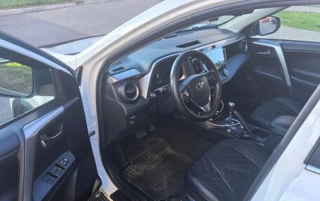 Toyota RAV4, 2019 год, 2 549 000 рублей, 4 фотография