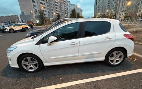 Peugeot 308 II, 2010 год, 630 000 рублей, 2 фотография
