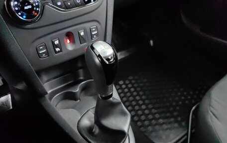Renault Sandero II рестайлинг, 2018 год, 969 000 рублей, 17 фотография