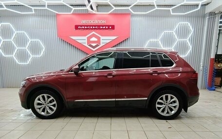 Volkswagen Tiguan II, 2017 год, 2 253 000 рублей, 3 фотография