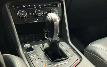 Volkswagen Tiguan II, 2017 год, 2 253 000 рублей, 10 фотография