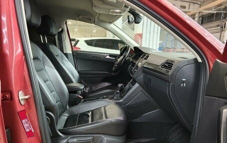 Volkswagen Tiguan II, 2017 год, 2 253 000 рублей, 13 фотография