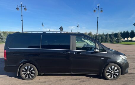 Mercedes-Benz V-Класс, 2015 год, 3 230 000 рублей, 2 фотография