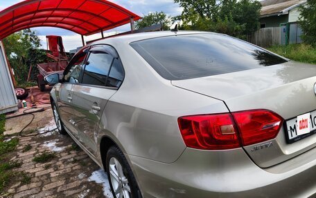 Volkswagen Jetta VI, 2013 год, 999 999 рублей, 8 фотография