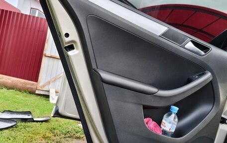 Volkswagen Jetta VI, 2013 год, 999 999 рублей, 10 фотография