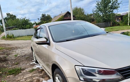Volkswagen Jetta VI, 2013 год, 999 999 рублей, 2 фотография