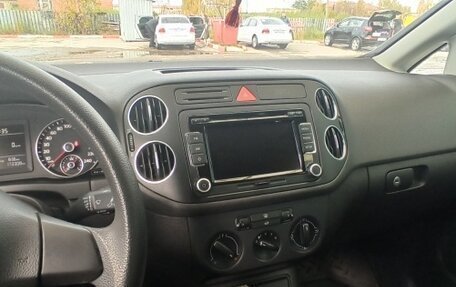 Volkswagen Golf Plus II, 2011 год, 950 000 рублей, 14 фотография