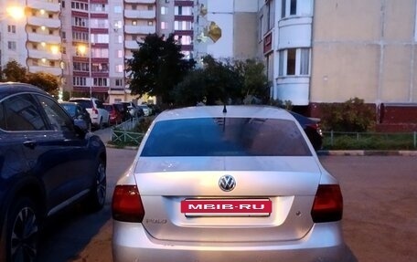 Volkswagen Polo VI (EU Market), 2013 год, 800 000 рублей, 2 фотография