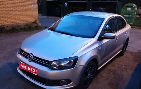 Volkswagen Polo VI (EU Market), 2013 год, 800 000 рублей, 9 фотография