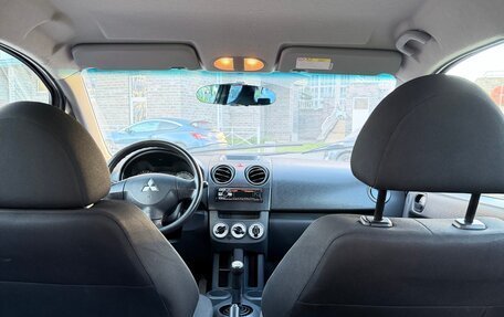 Mitsubishi Colt VI рестайлинг, 2009 год, 350 000 рублей, 3 фотография