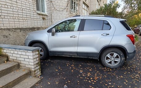 Chevrolet Tracker III, 2015 год, 705 000 рублей, 4 фотография