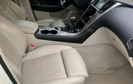 Infiniti Q50 I рестайлинг, 2014 год, 1 350 000 рублей, 9 фотография