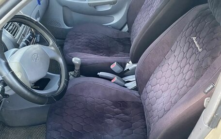 Hyundai Accent II, 2005 год, 380 000 рублей, 11 фотография