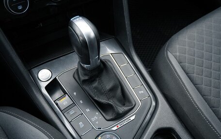 Volkswagen Tiguan II, 2017 год, 2 149 000 рублей, 15 фотография