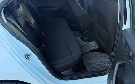 Skoda Rapid I, 2018 год, 950 000 рублей, 4 фотография